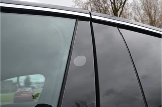 Tesla Model X – thumbnail 32