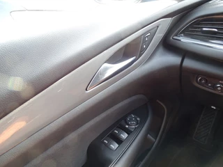 Opel Insignia – thumbnail 11