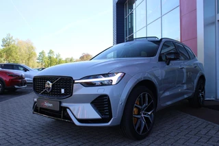 Volvo XC60 – thumbnail 2
