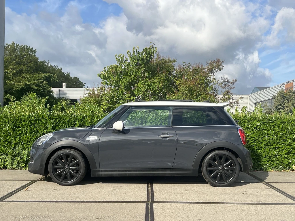 MINI 3-deurs – foto 2