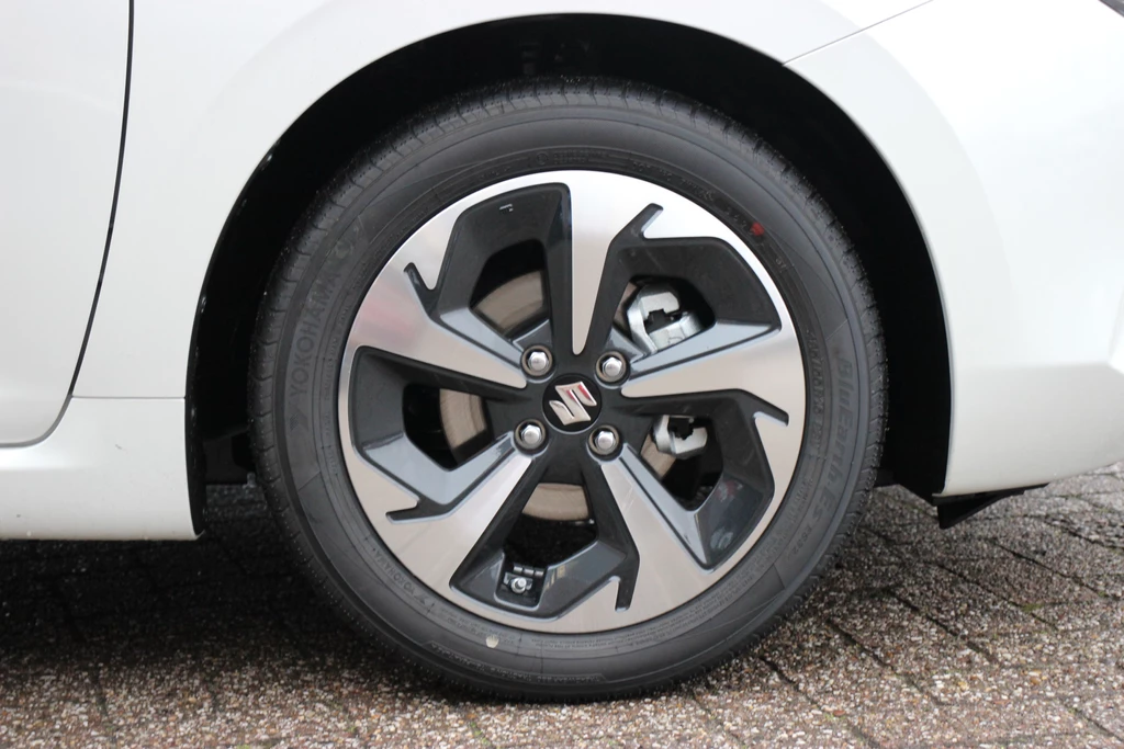 Suzuki Swift – foto 16