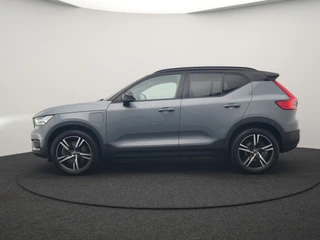 Volvo XC40 – thumbnail 3