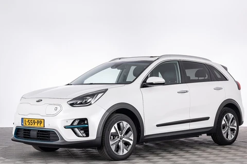 Kia e-Niro DynamicPlusLine 39 kWh | PANORAMA | *98.3 % SOH | ✅ 1e Eigenaar