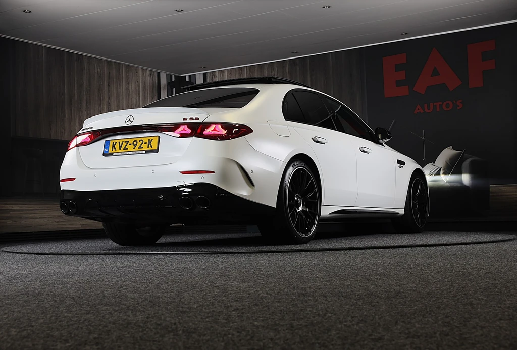 Mercedes-Benz E-Klasse – foto 9