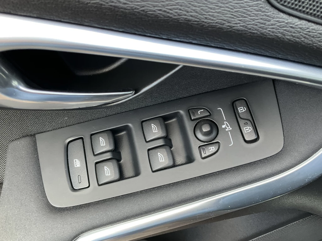 Volvo V40 – foto 15