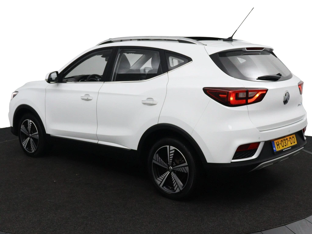 MG ZS EV – foto 3