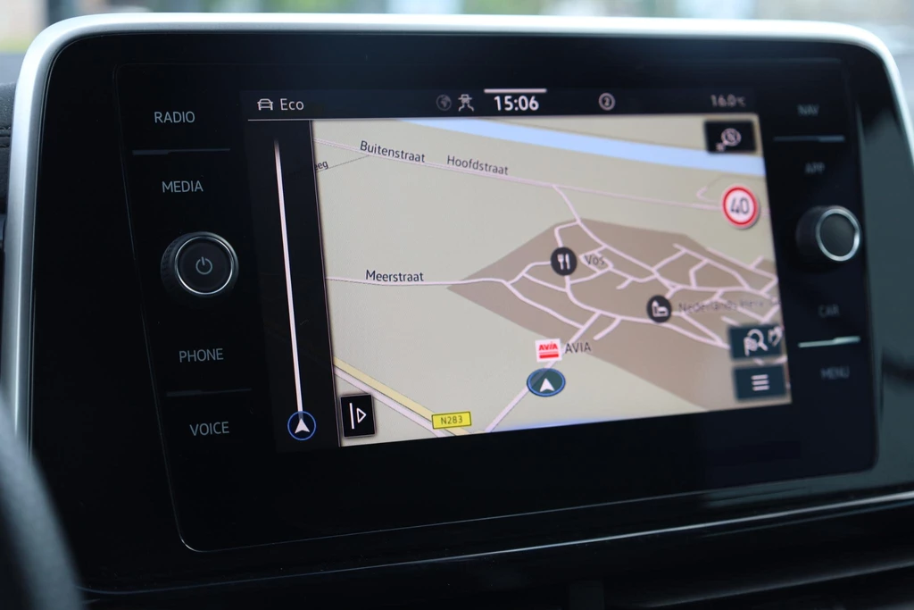 Volkswagen T-Roc – foto 18