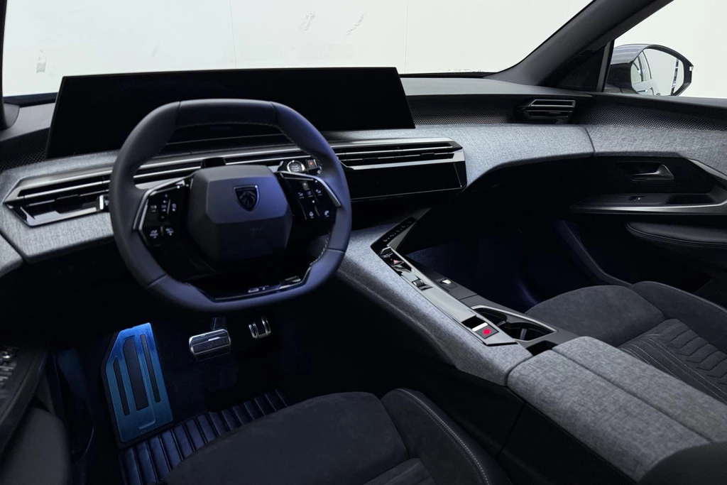 Peugeot e-3008 – foto 21
