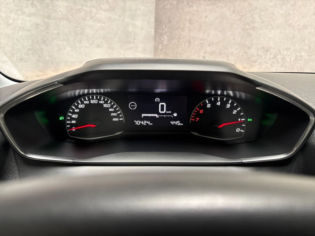 Peugeot 208 – foto 17