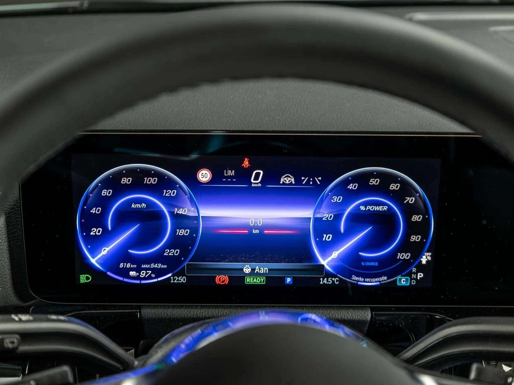 Mercedes-Benz EQA – foto 13