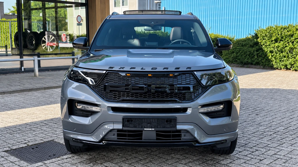 Ford Explorer – foto 9