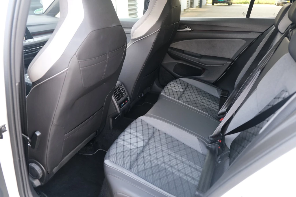 Volkswagen Golf – foto 12