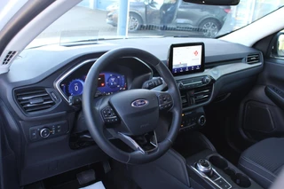 Ford Kuga – thumbnail 8