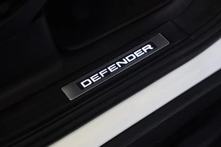 Land Rover Defender – thumbnail 52