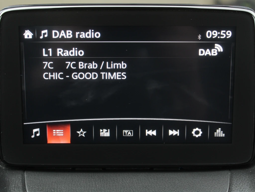 Mazda 2 – foto 41