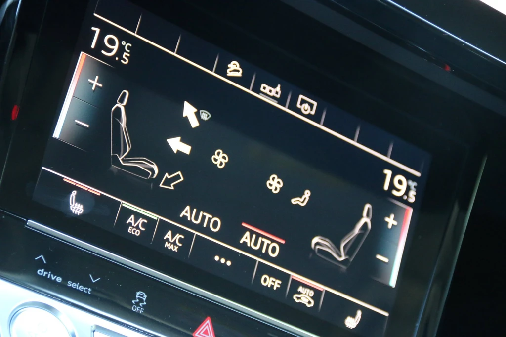 Audi e-tron – foto 14