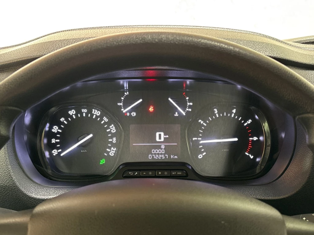 Opel Vivaro – foto 16