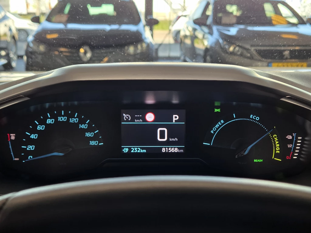 Peugeot e-2008 – foto 27