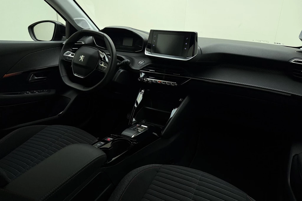 Peugeot e-208 – foto 13