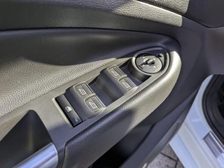 Ford Kuga – thumbnail 39