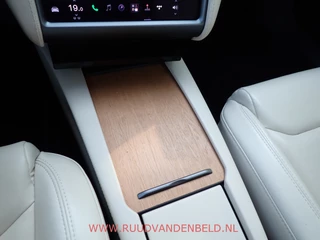 Tesla Model S – thumbnail 30