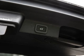 Jaguar F-PACE – thumbnail 30