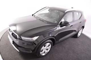 Volvo XC40 – thumbnail 2