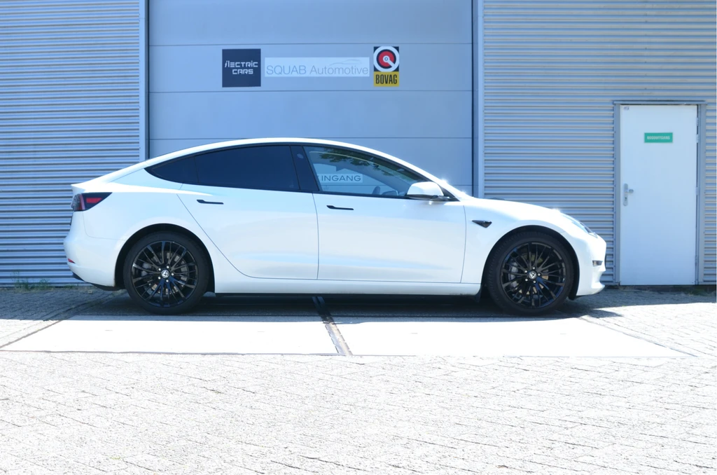 Tesla Model 3 – foto 4