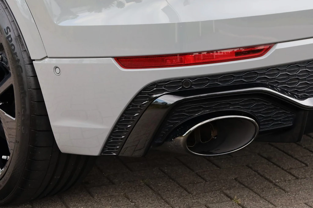 Audi RSQ8 – foto 16