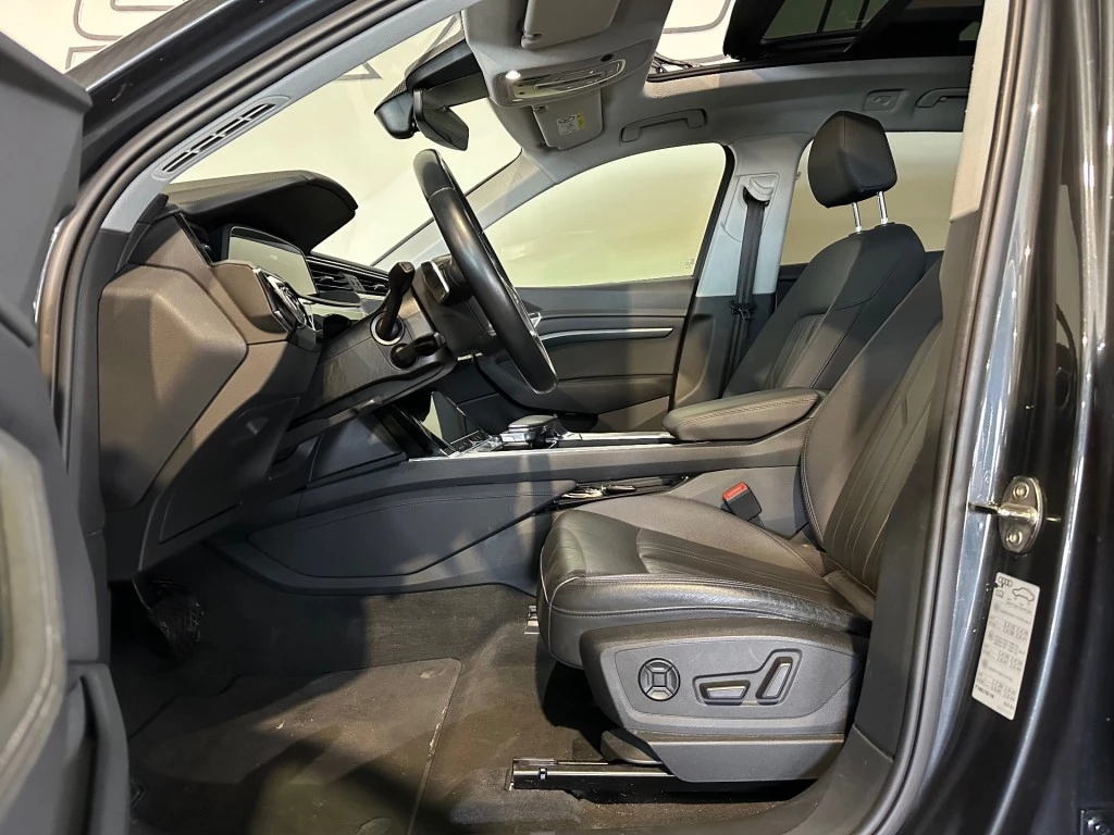 Audi e-tron – foto 15