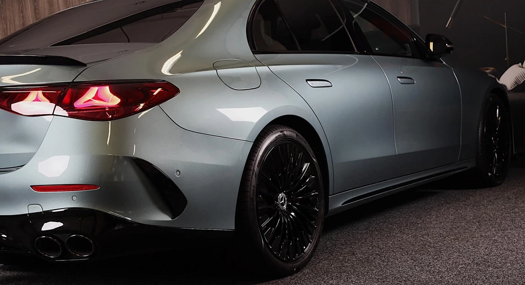 Mercedes-Benz E-Klasse – foto 9