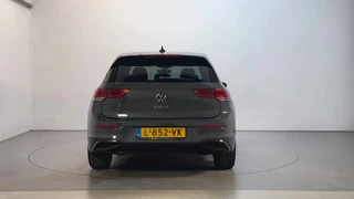 Volkswagen Golf – thumbnail 4