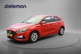 Hyundai i30 – thumbnail 1