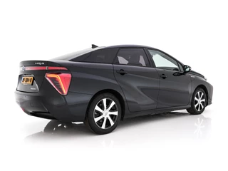 Toyota Mirai – thumbnail 4