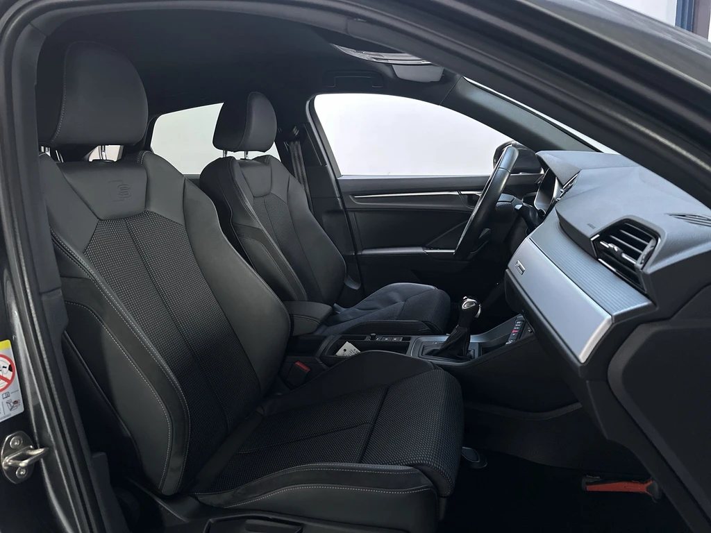 Audi Q3 – foto 12