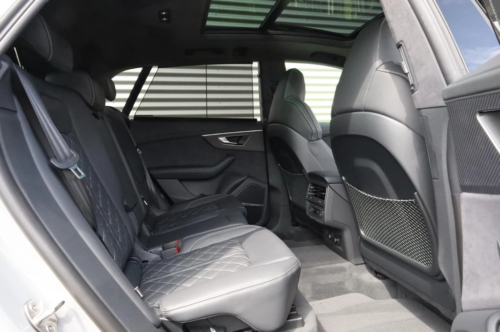 Audi Q8 – foto 18