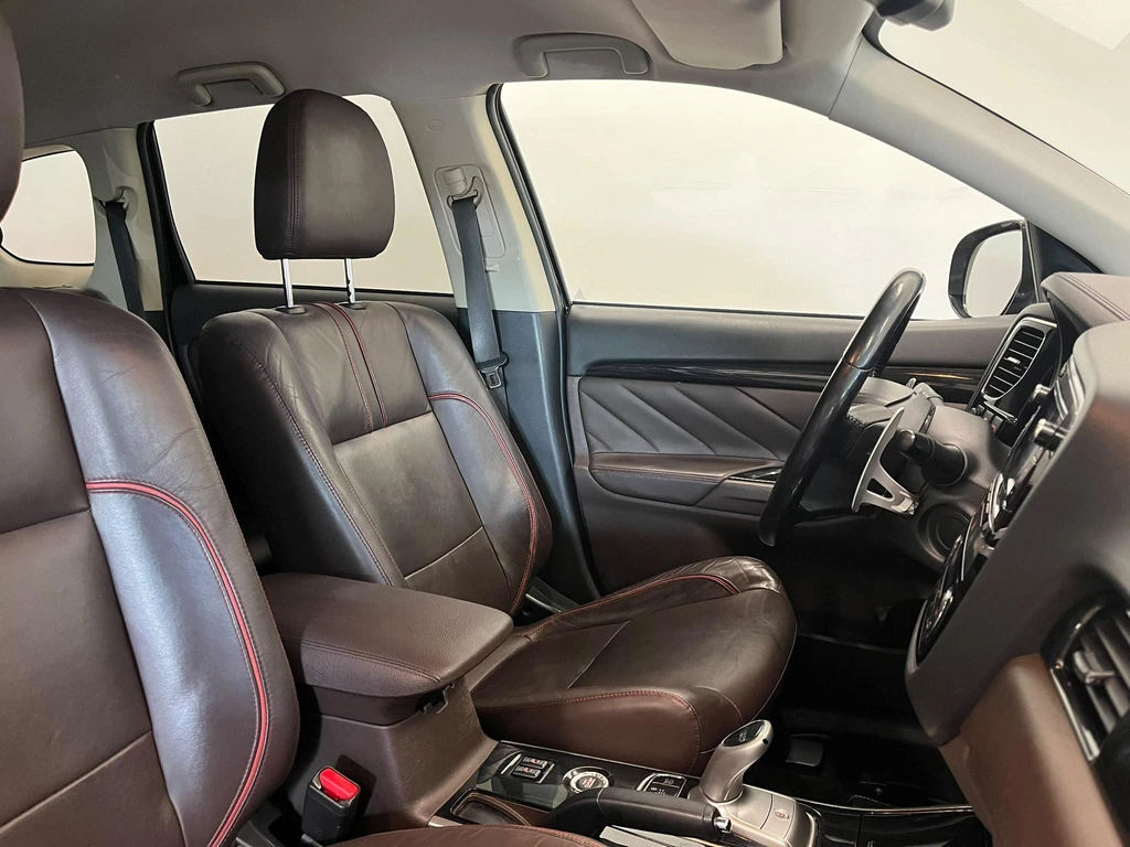 Mitsubishi Outlander – foto 9