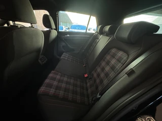 Volkswagen Golf – thumbnail 28