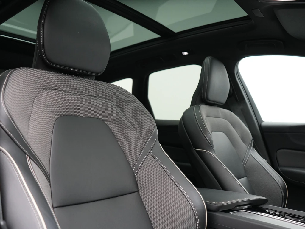 Volvo XC60 – foto 16