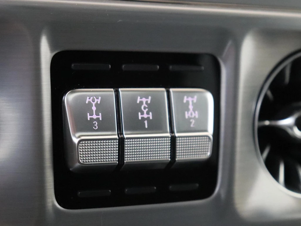 Mercedes-Benz G-Klasse – foto 11