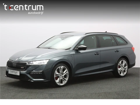 Škoda Octavia Combi 245 PK 1.4 TSI RS iV PHEV Business PHEV, Stoelverwarming, Carplay, Head-Up