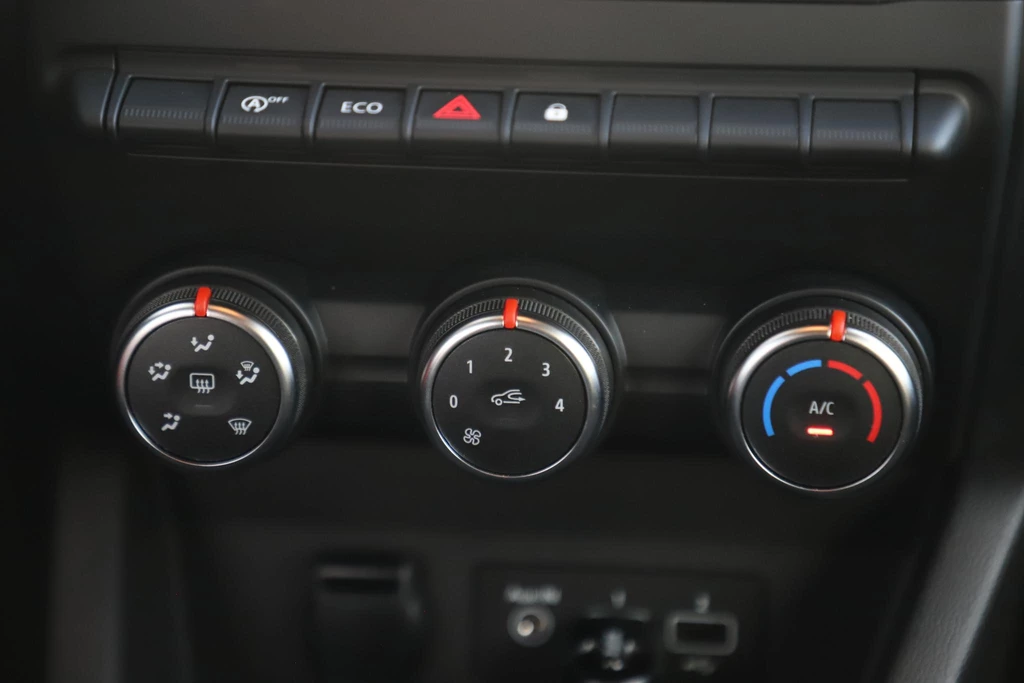 Renault Clio – foto 11