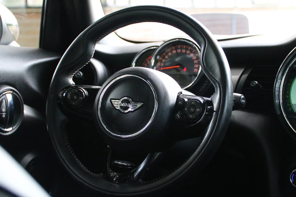 MINI 5-deurs – foto 19
