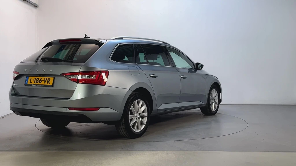 Škoda Superb – foto 5