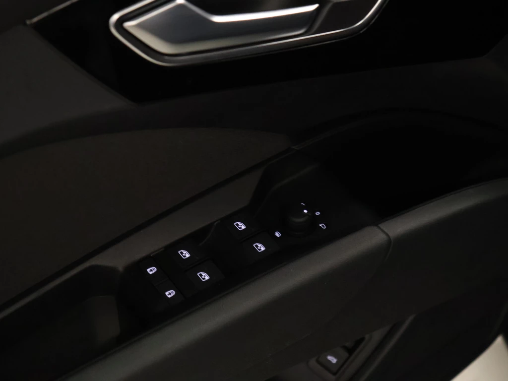 Audi Q4 Sportback e-tron – foto 11