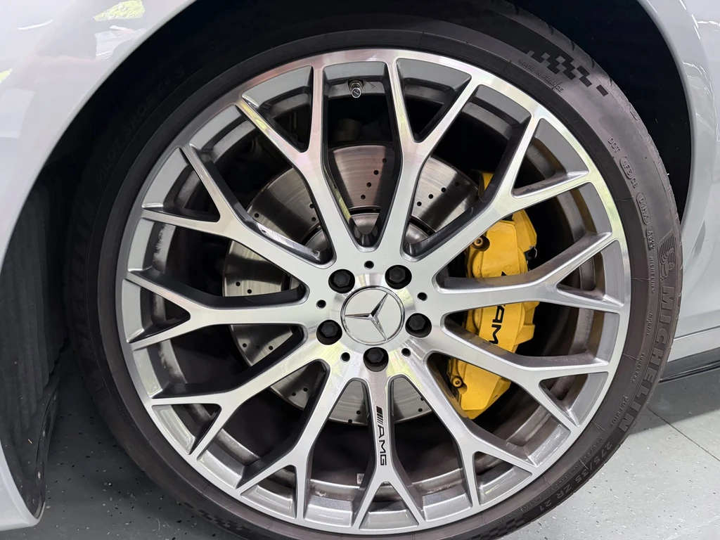 Mercedes-Benz SL – foto 16