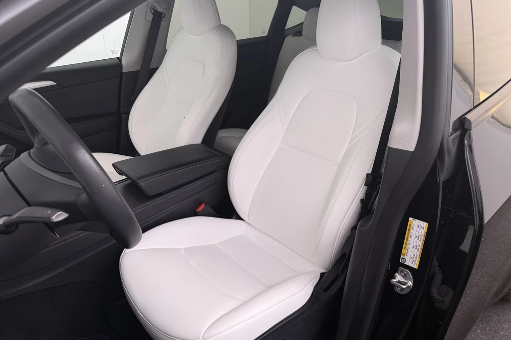 Tesla Model Y – foto 10