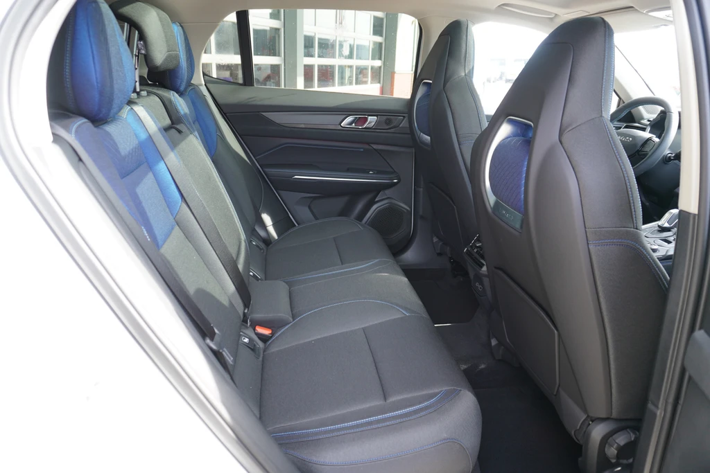 Lynk & Co 01 – foto 35