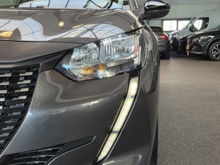 Peugeot 208 – thumbnail 10