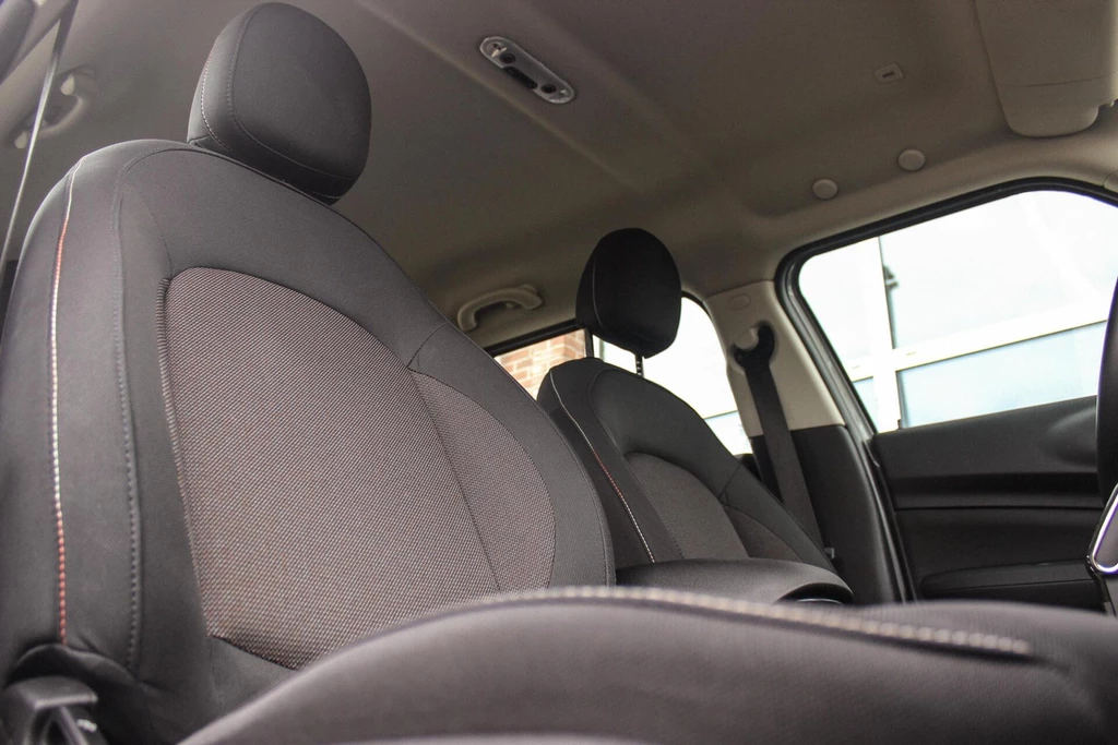 MINI Clubman – foto 19